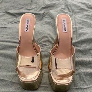 Gold Steve Madden platform heels